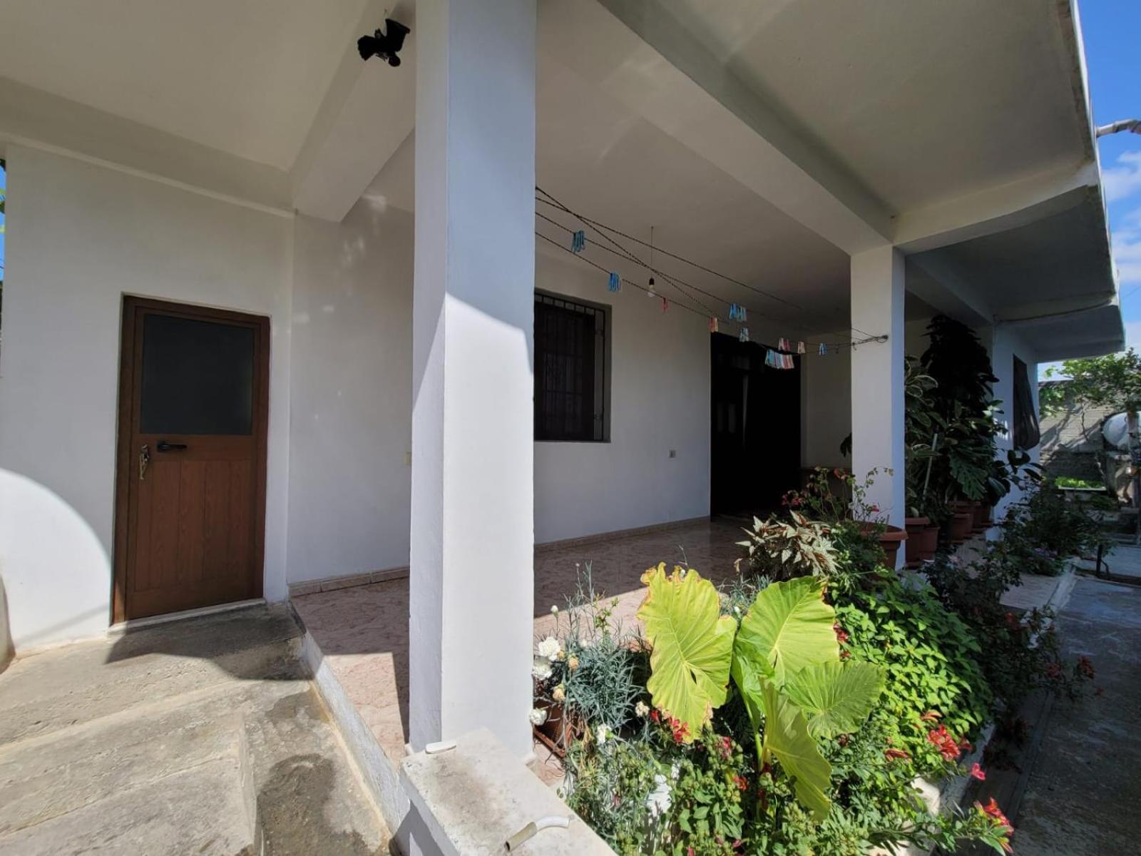 Private Room On A Shared Apartament Near Durres Beach Exterior foto
